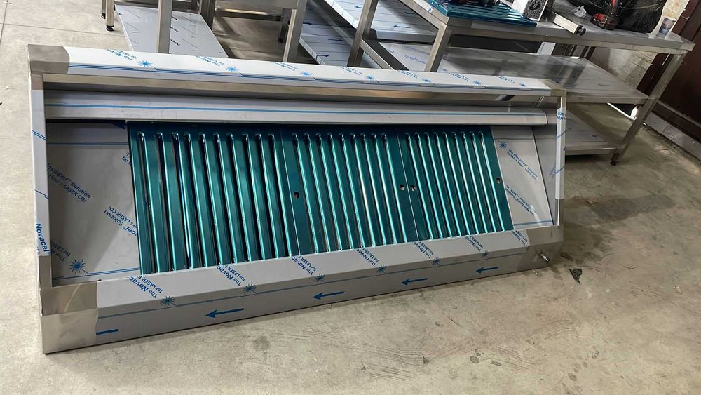 Hota inox la cerere(diferite dimensiuni) snack, cubica sau centrala