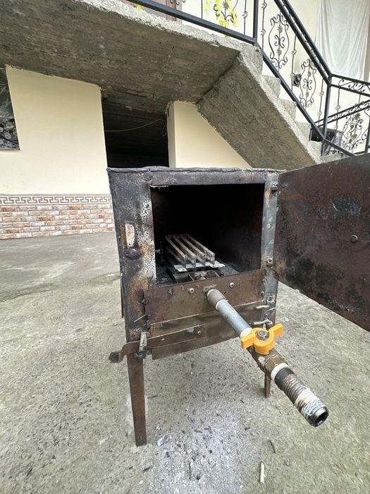 Буржуйку печка.