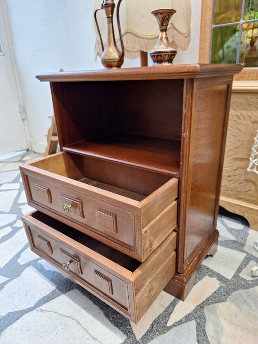 Винтидж шкаф орех