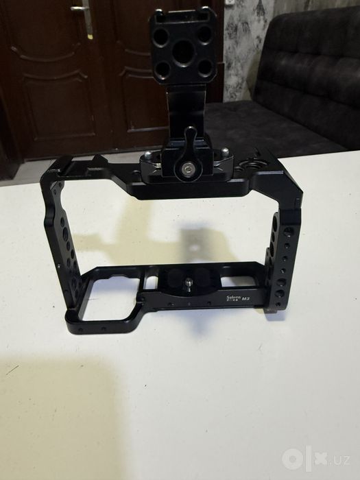 Продается оргиналная клетка для sony a7/3