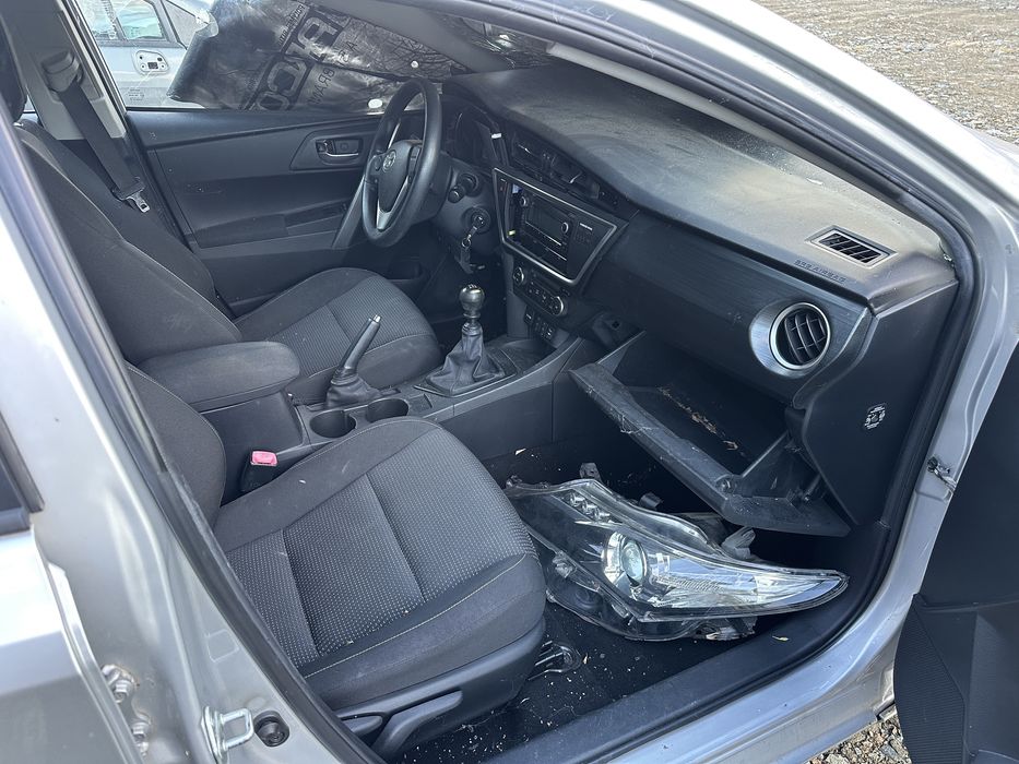 Тойота Аурис Toyota Auris 1.4 d4d 90 кс 2013г НА ЧАСТИ!