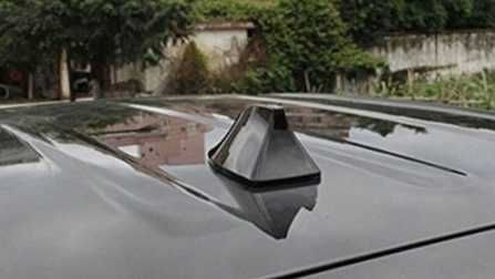 Универсална автомобилна антена тип Акула