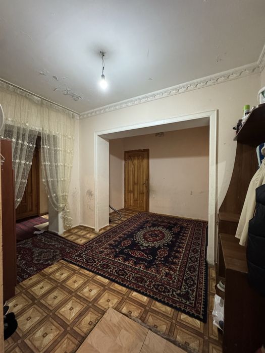 Под Офис Коратош 2/1/9 без ремонт фасад: 10 м ор: Караташ Чорсу Макро