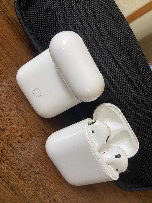 Продаю наушники Airpods-2 оригинал