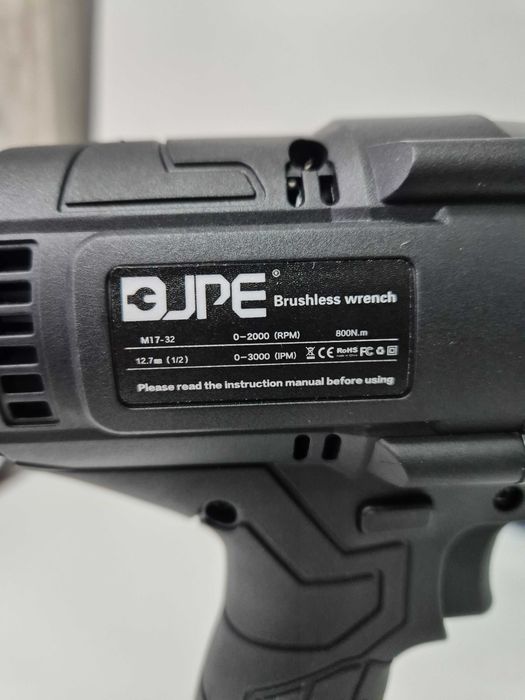 Pistol de impact 1/2" DJPE M17-32 800Nm 2 acumulatori