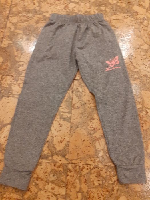 Детски анцунг Адидас и поло chlid и детски долници и клинове 122 см