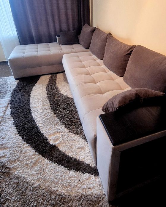 Продавам холов ъглов диван