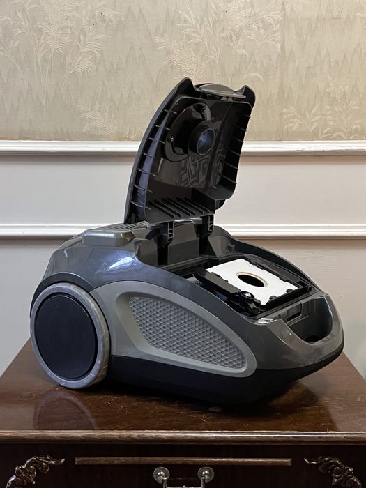 Пылесос Artel VCB0120GRY