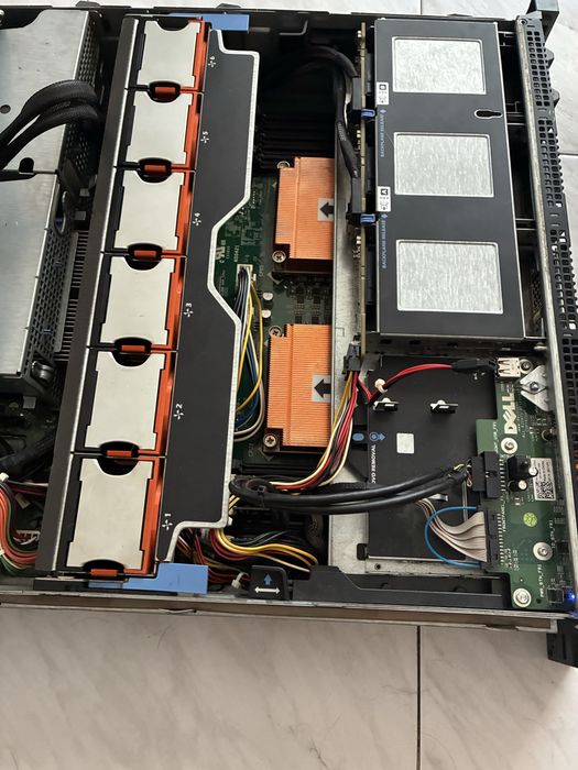 Dell работна станция / сървър — 2x Xeon X5647 (8 ядра/16 нишки), 12GB ECC, RX 570 4GB, SAS 15K RAID 1, Windows 10
