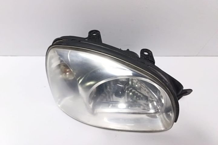 Far dreapta Hyundai Santa Fe SM