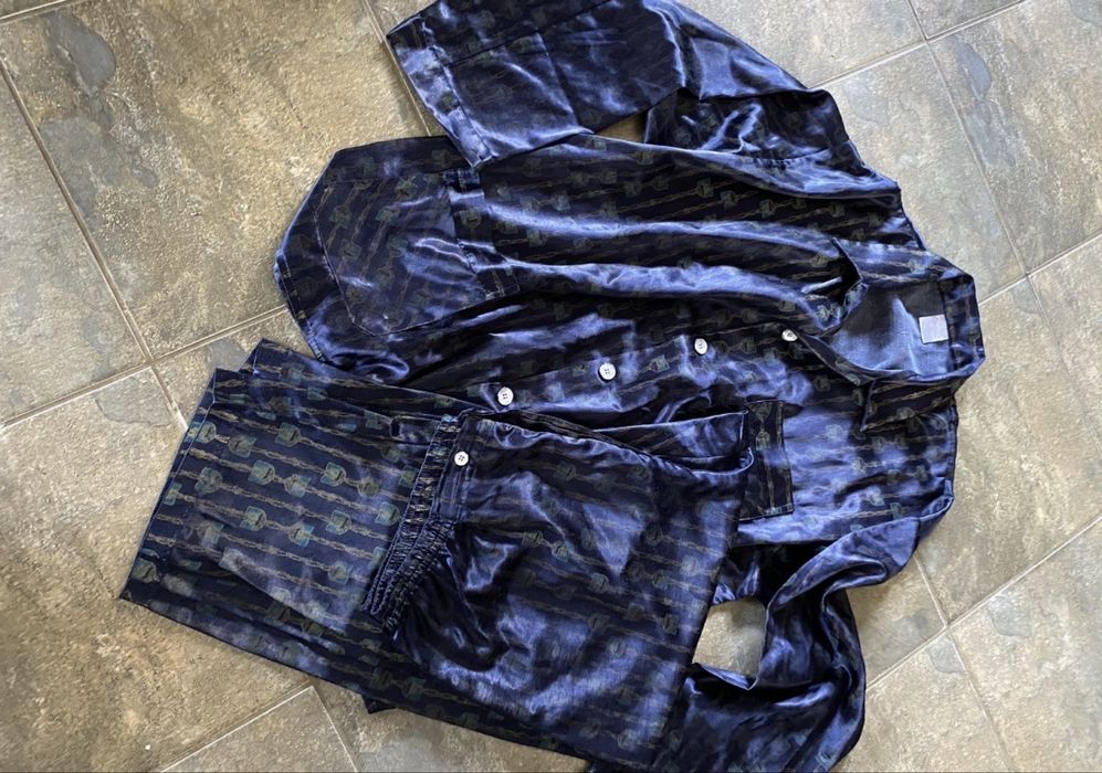 Продавам голямо шалте 30€