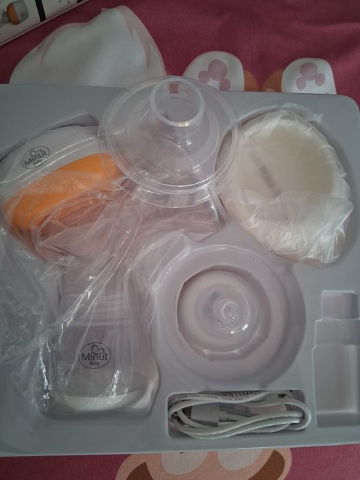 Vând pompa electrica san