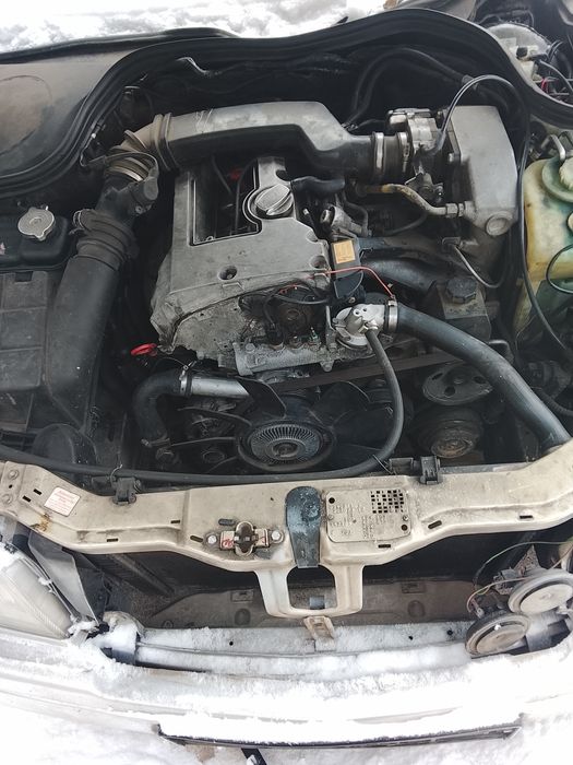 Разбор Мерседес с202