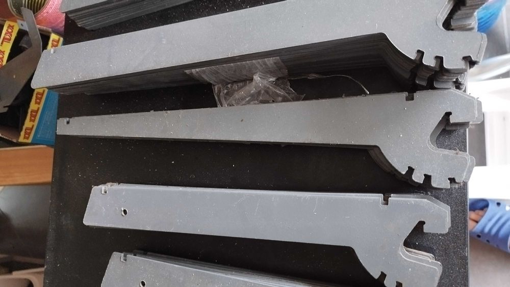 Рафтоносачи за крайстенни и островни стелажи използвани 34бр.