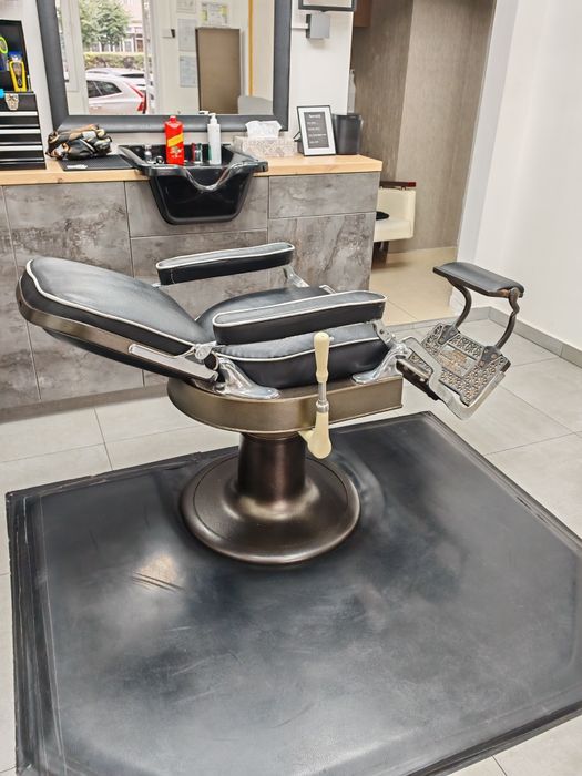 Scaun frizerie Theo A Kochs 1926