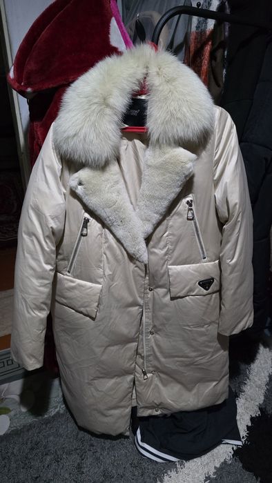 Куртка зимняя , и