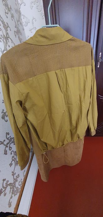 Rubashka yupkasi bilan sotiladi