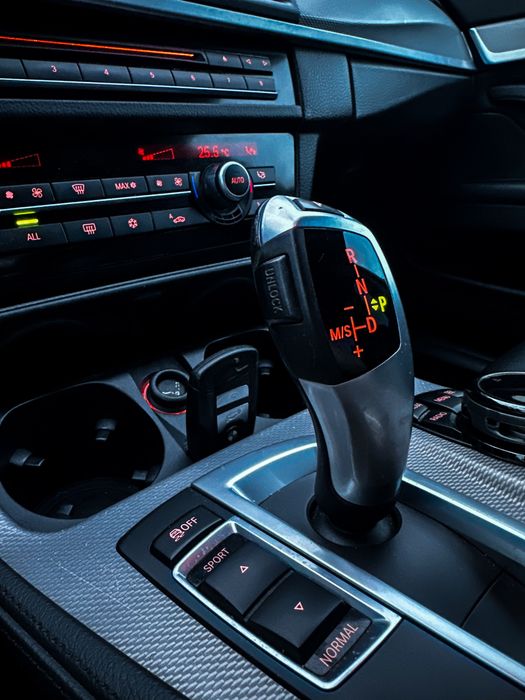 Inchiriez pentru Bolt / Uber BMW Seria 5 2014 2.0 diesel, automata