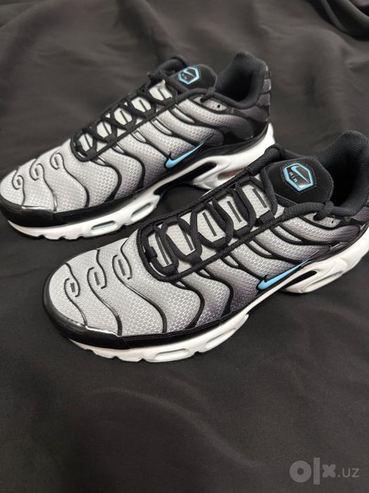 Мужские кроссовки NIKE AIR MAX PLUS оригинал