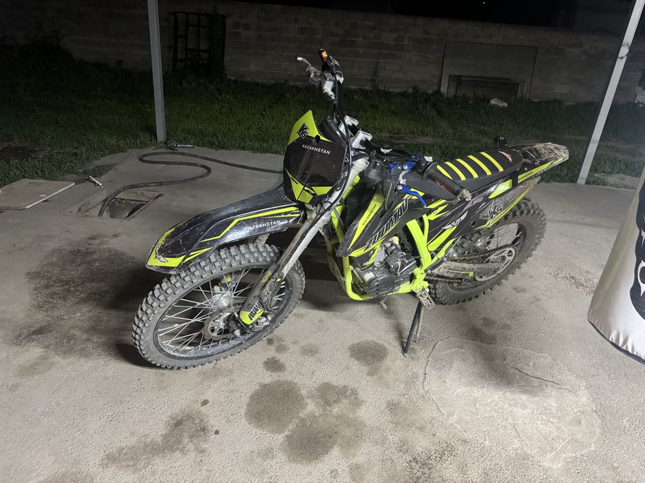 Продам мотоцыкл Zuumav k5