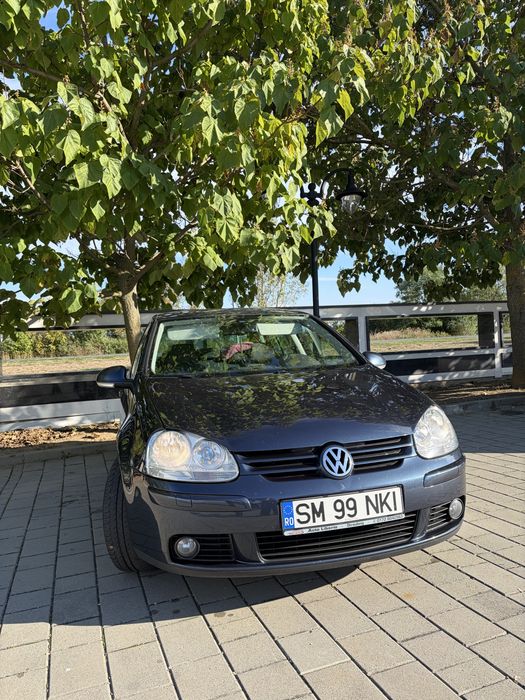 Volkswagen Golf V