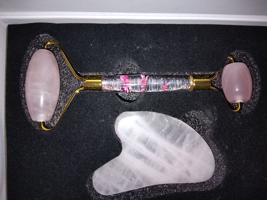 Набор для массажа лица. Гуаша