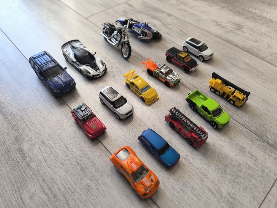 Детски колички запазени.