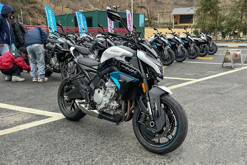 Мотоцикл CFMoto 675NK ABS заказ