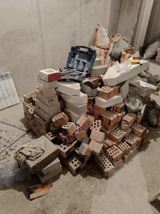 Отдам бесплатно кирпичи