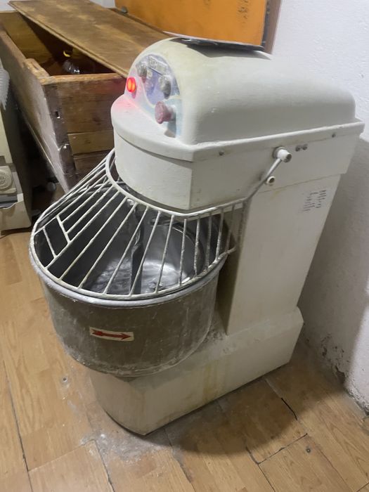 планетарный миксер