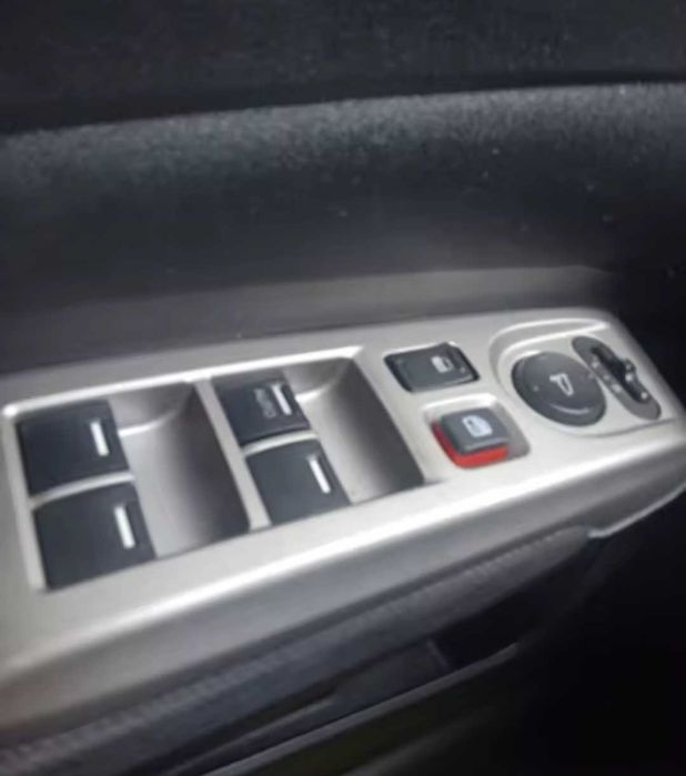 Бутон за прозореца за пасажерската врата за Хонда ЦРВ Honda CR-V