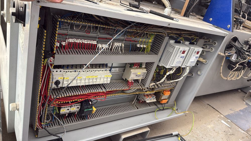 Masina aplicat cant Felder g580