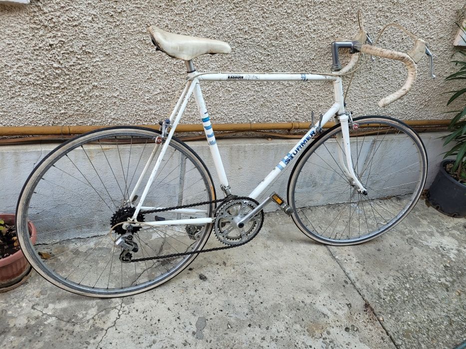 Cursiera vintage pentru utilizare sau expunere- decor