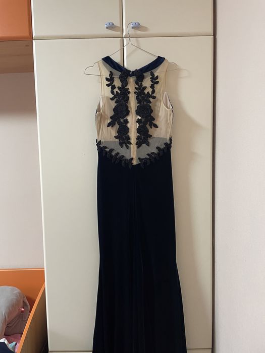 Шикарное платье