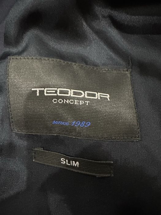 Мъжки костюм на ANDREWS