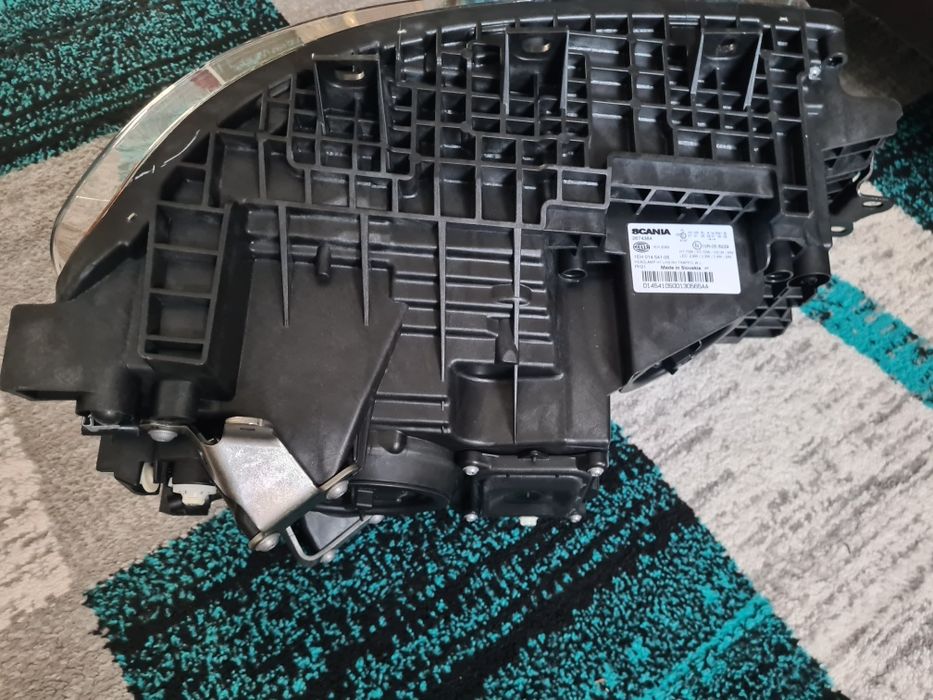 Faruri scania p/g/r/s