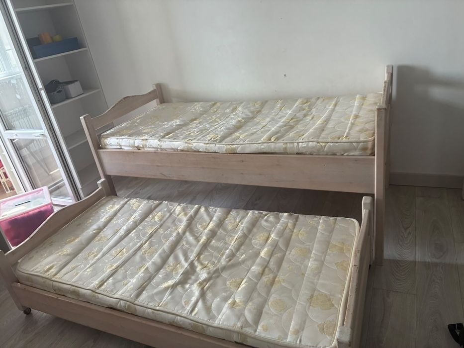 Деревянные кровати
