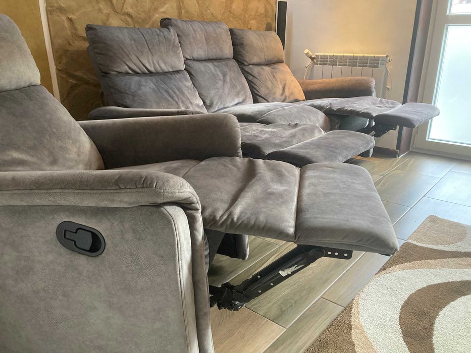 Сив диван 3-ка с фотьойл. С Релакс механизъм за повдигане на краката!