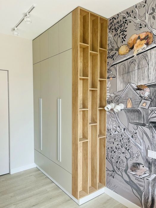 Шкаф на заказ  .