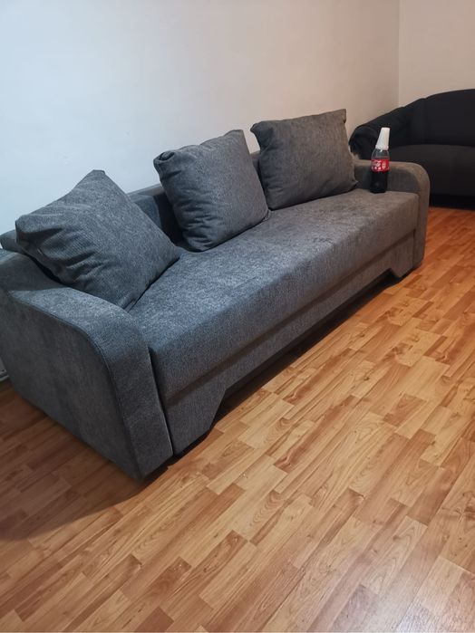 Inchiriez apartament + garaj