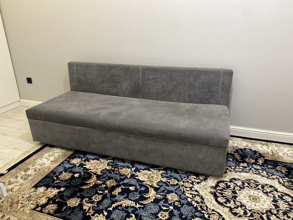 Диван раскладной серый