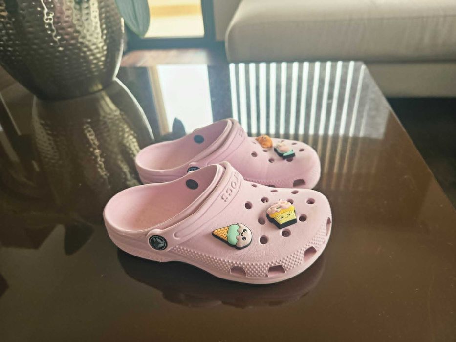 Детски крокс crocs за момиче с включени аксесоари 30 номер