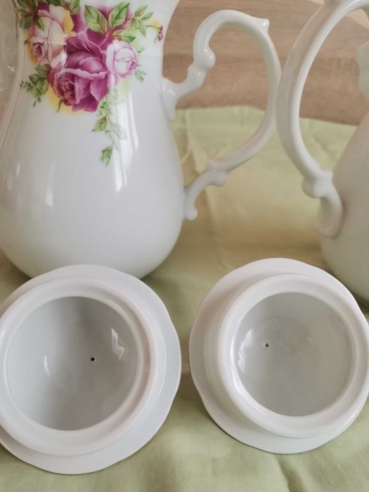 Порцеланови кани