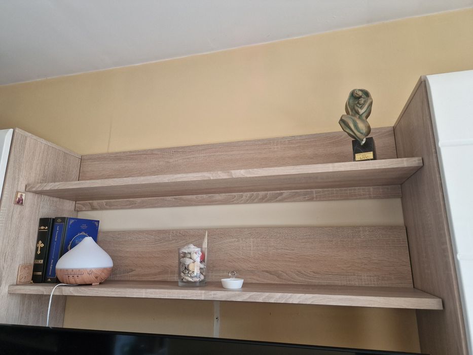 Спешно! Модулна холова секция бял гланц