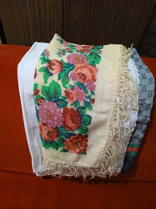 Головные уборы,шляпы летние,платки