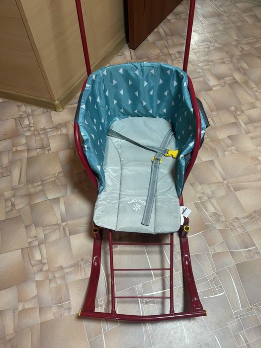 Санки детские в отличном состоянии