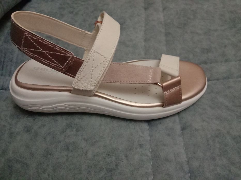 Летние босоножки