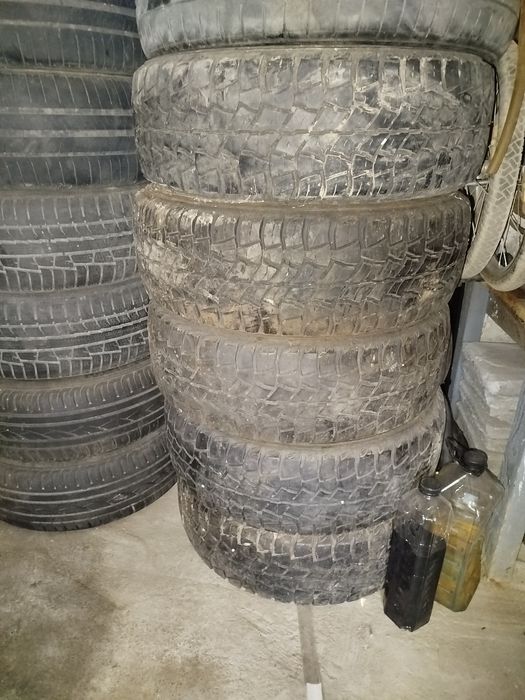 Vând 5 cauciucuri offroad