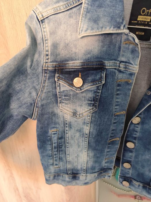 Дамско дънково яке