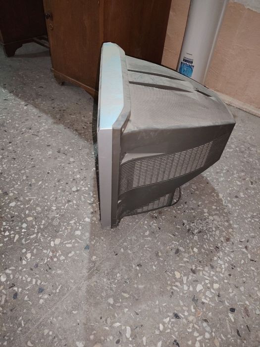 Продаётся телевизор